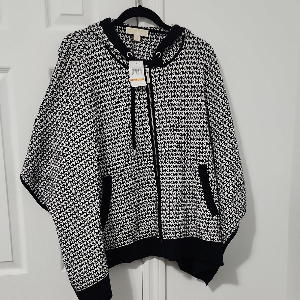 Michael Kors Poncho With Hoof Jacket